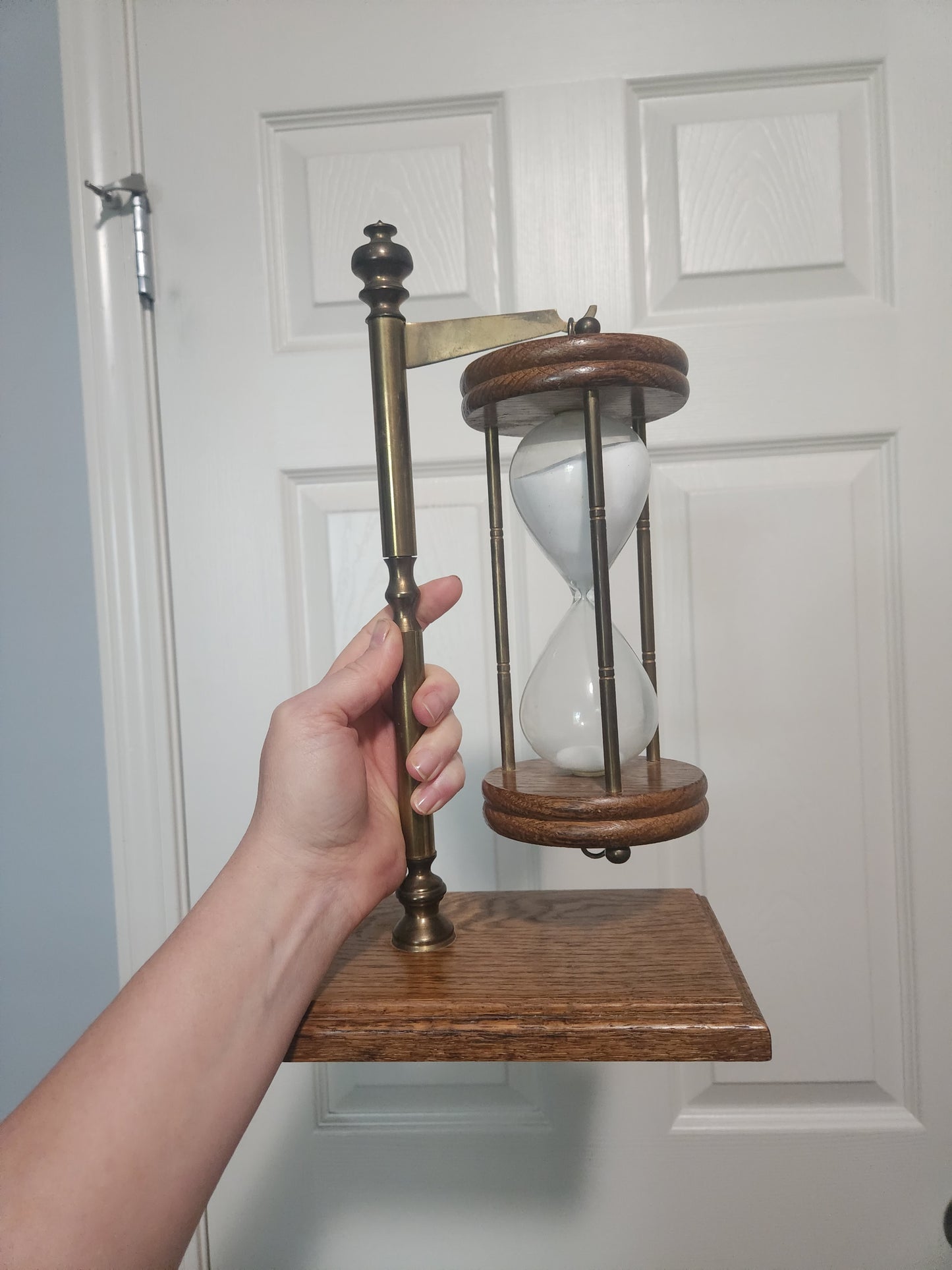 Hour glass for noweta