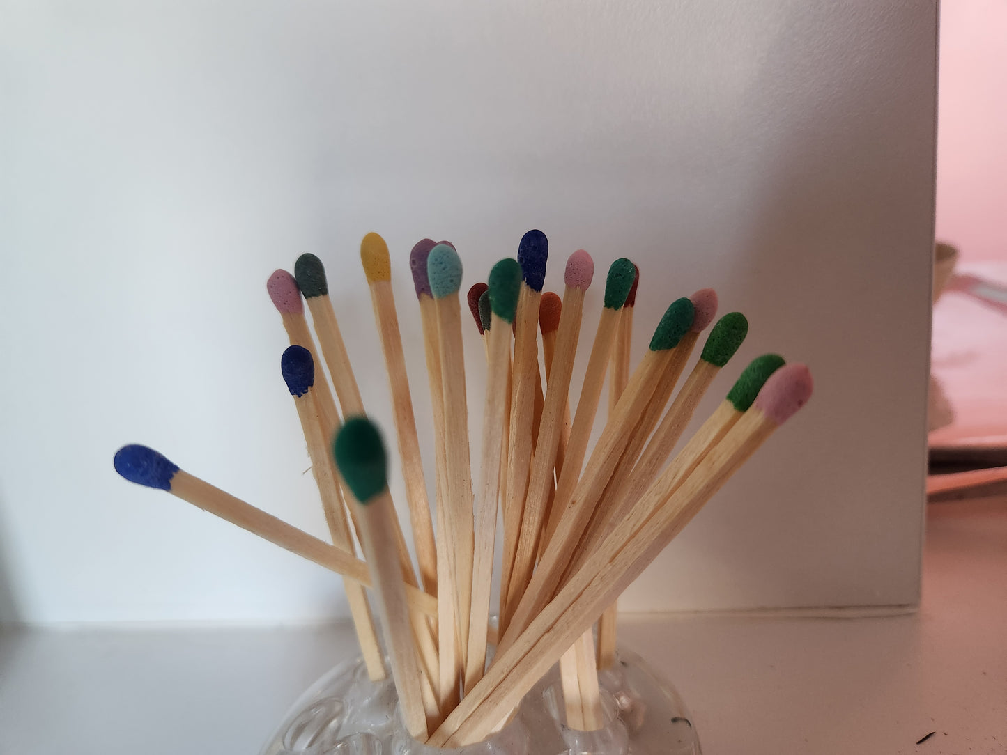 Neutral Matches with Rainbow Tips