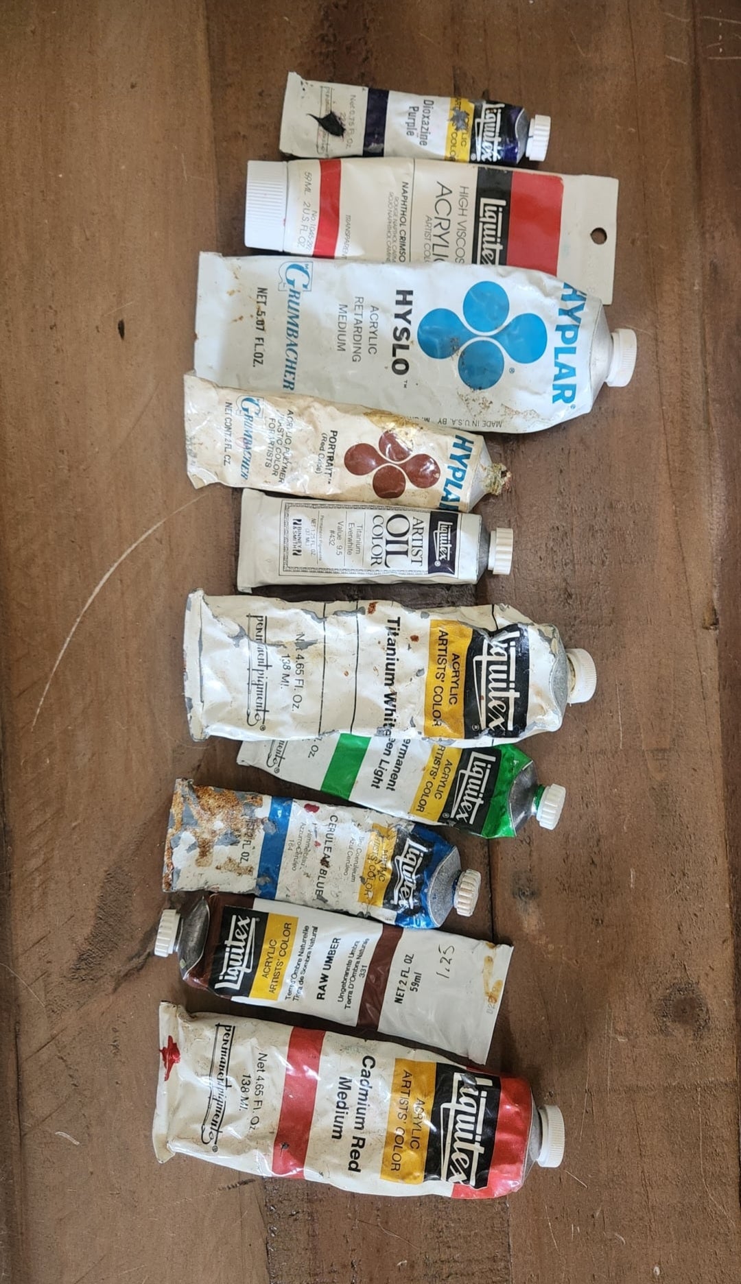 Old Paint tubes for noweta