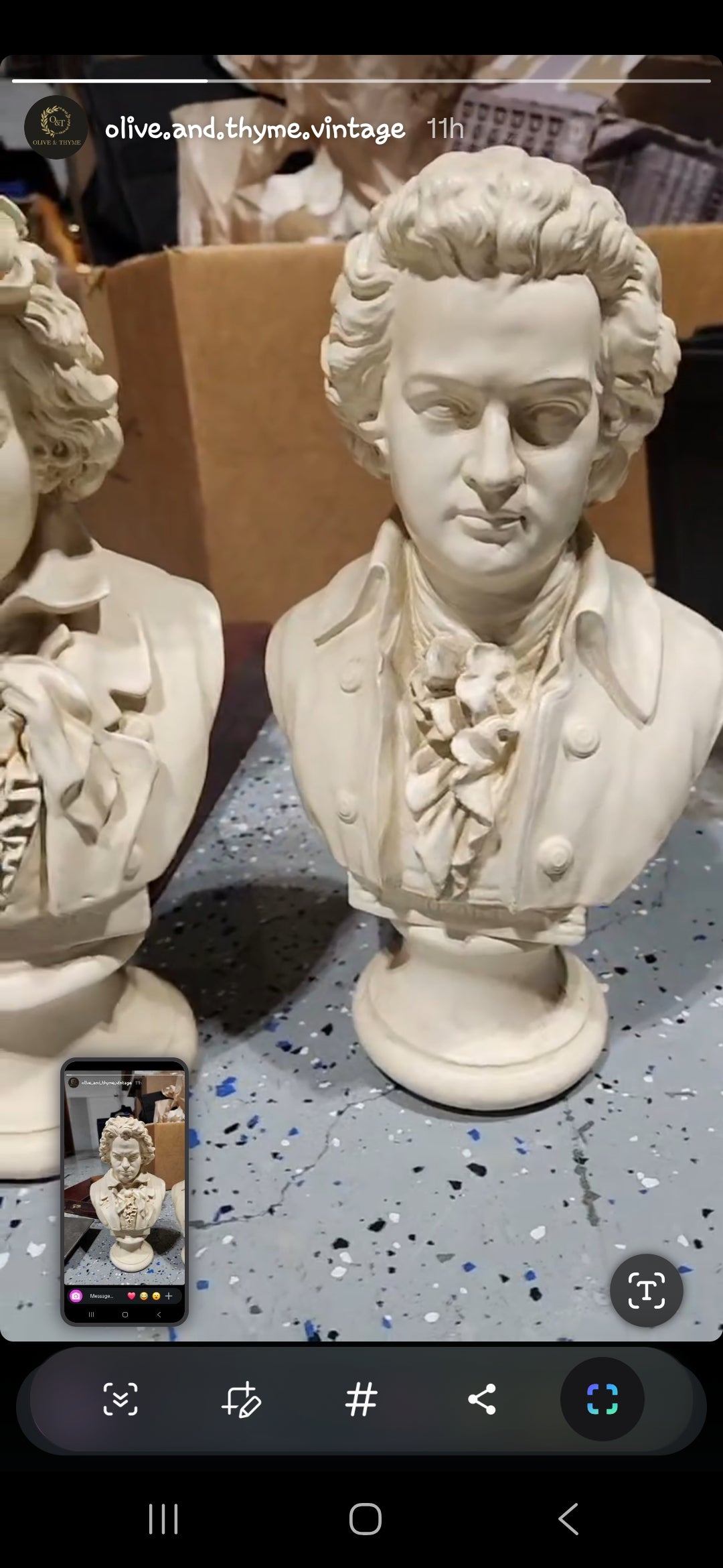 2 composer busts