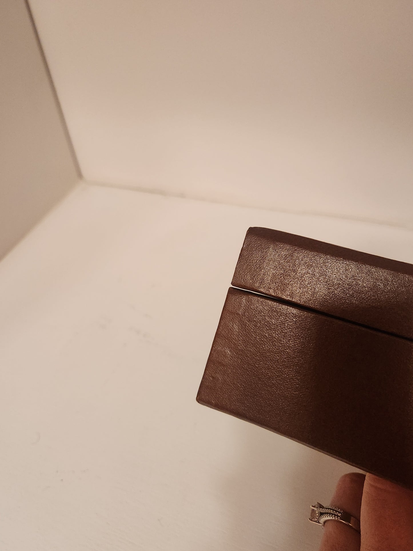 Leather-Wrapped Jewelry Box