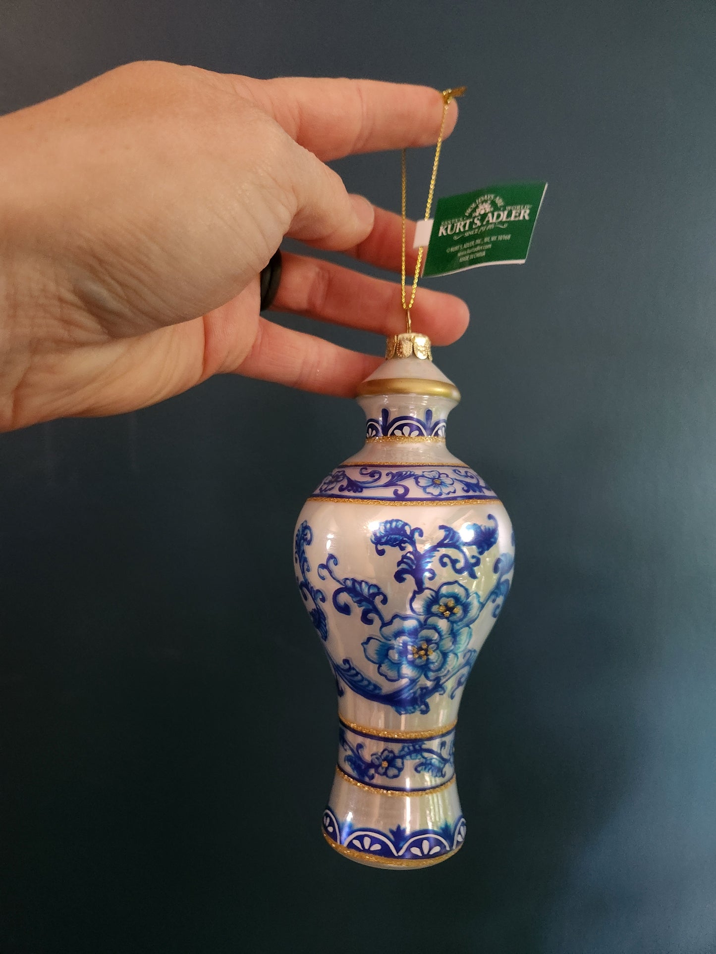Kurt Adler Urn ornament