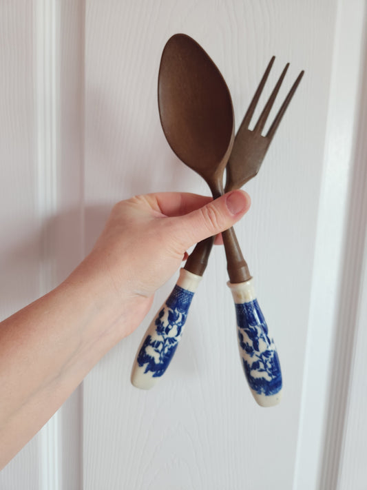 Blue Willow Salad Server Set