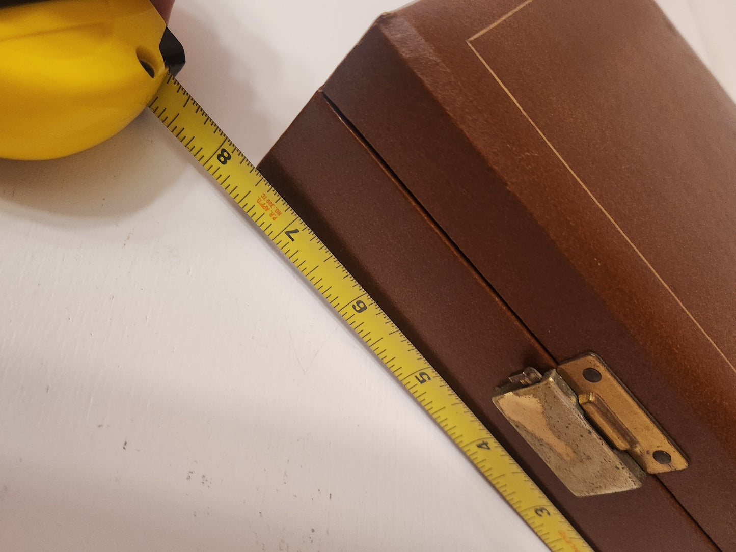 Leather-Wrapped Jewelry Box