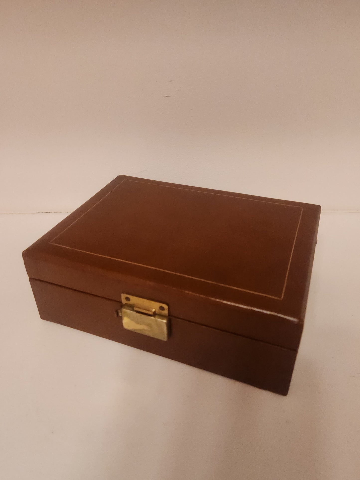 Leather-Wrapped Jewelry Box