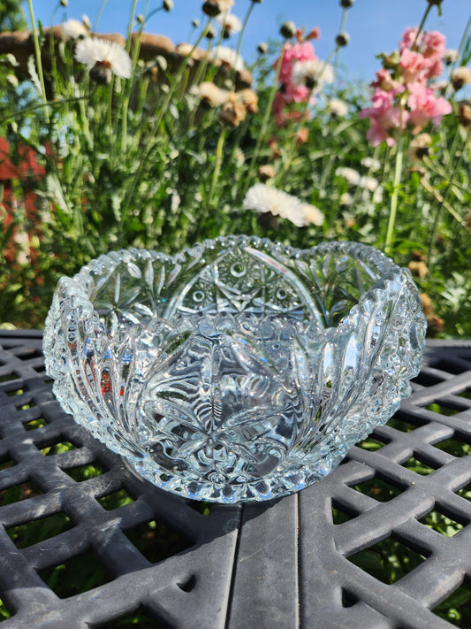 Vessels for macabre reflections